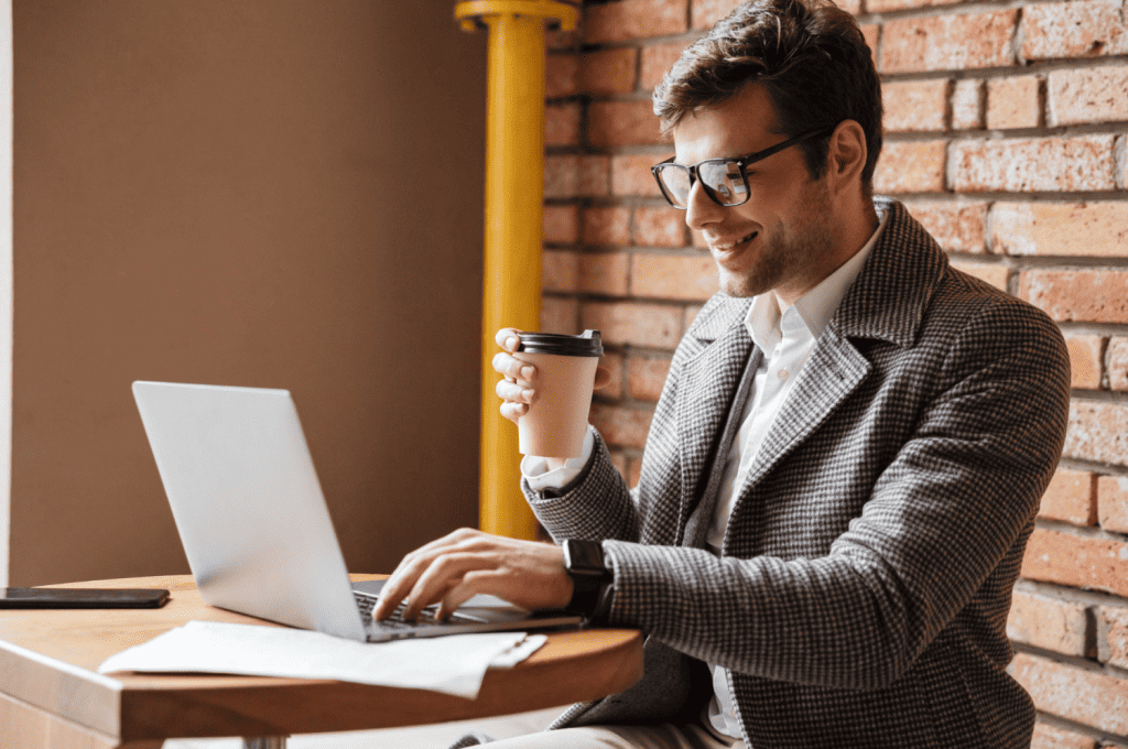 HR manager designing effective HR metrics dashboard